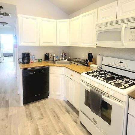 Luxury Apartments 5Queenbed - 20 Min Away Manhattan Jersey City Bagian luar foto