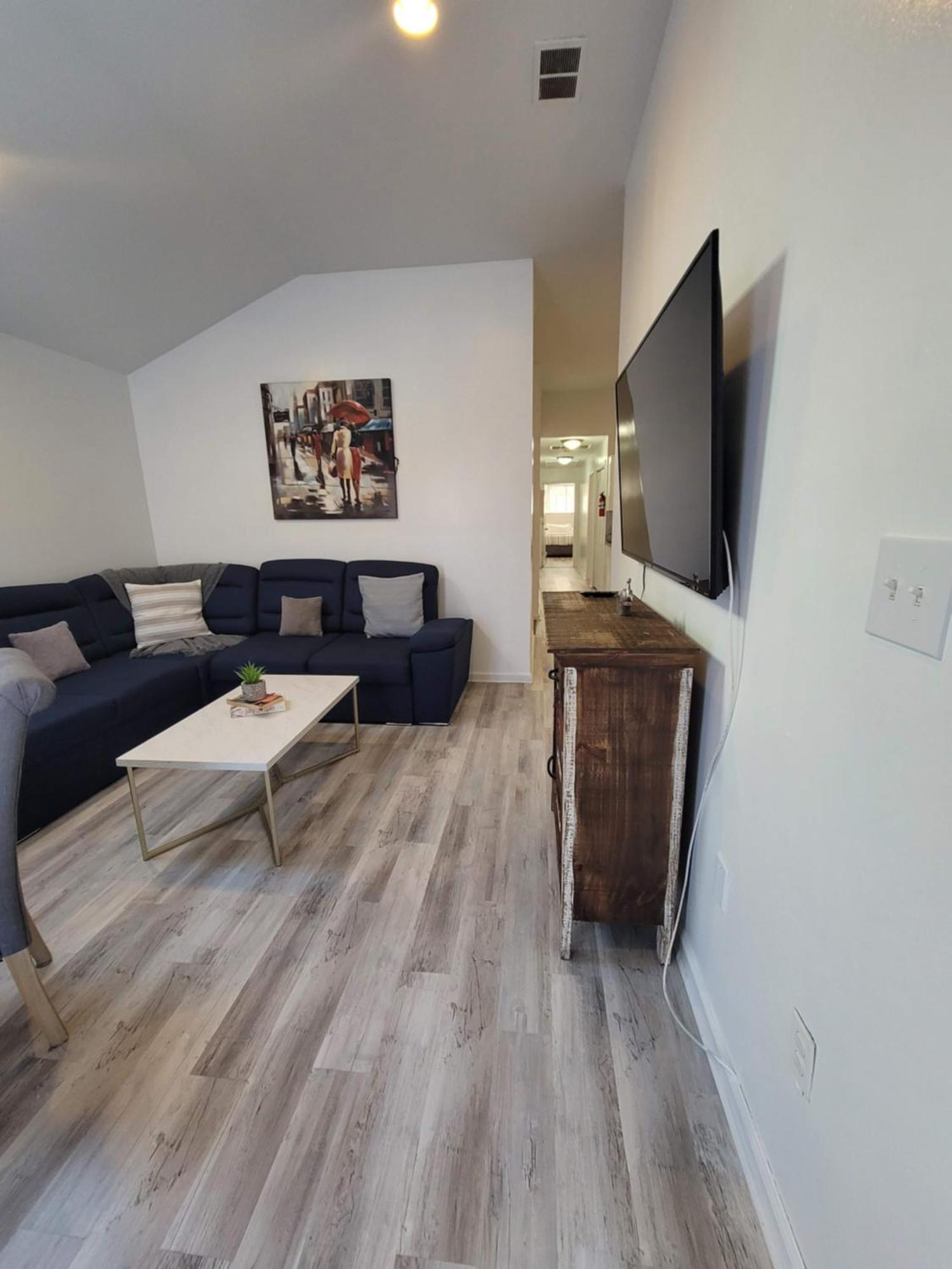 Luxury Apartments 5Queenbed - 20 Min Away Manhattan Jersey City Bagian luar foto