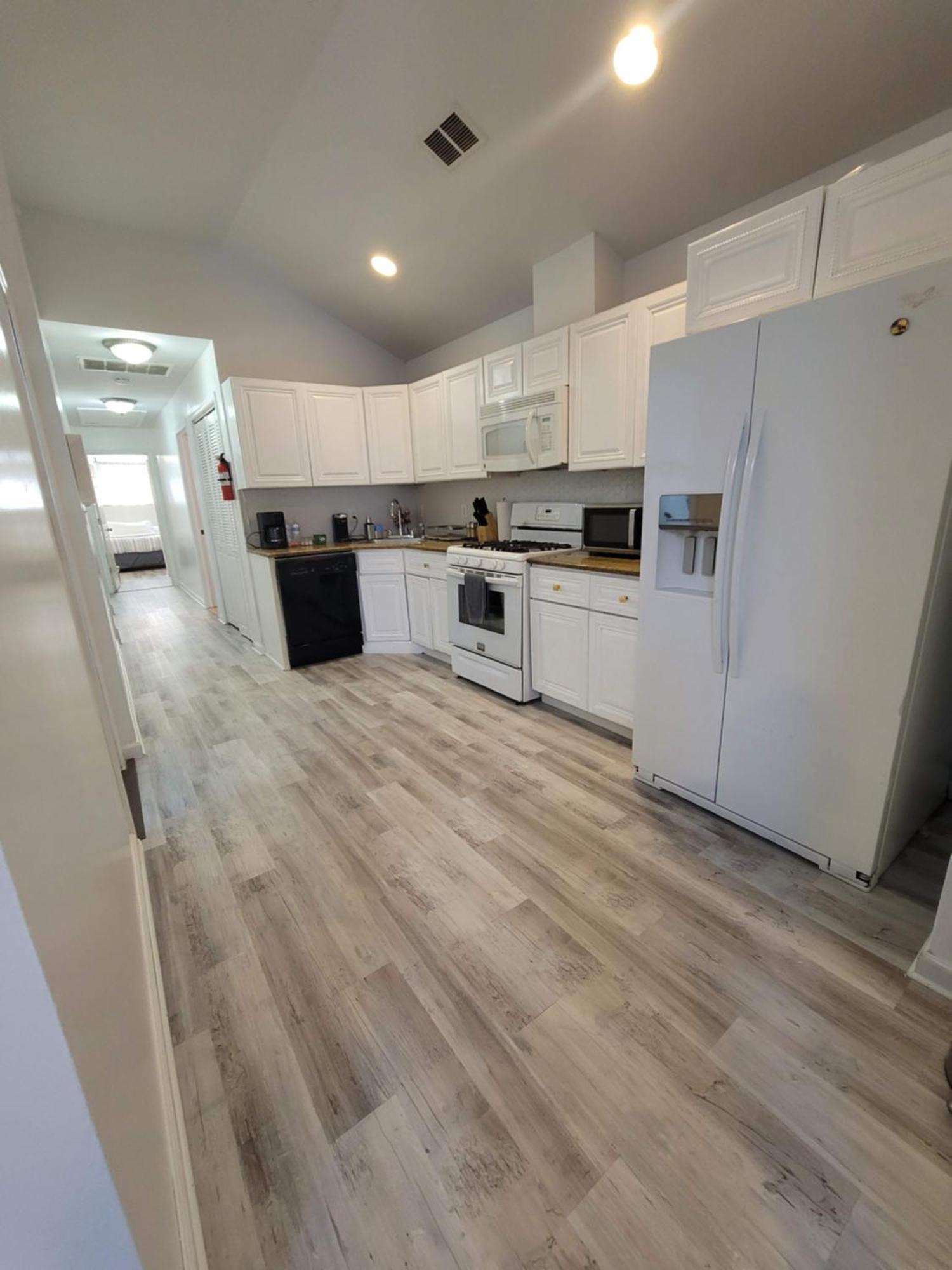 Luxury Apartments 5Queenbed - 20 Min Away Manhattan Jersey City Bagian luar foto