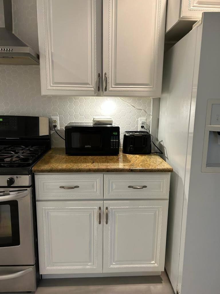 Luxury Apartments 5Queenbed - 20 Min Away Manhattan Jersey City Bagian luar foto