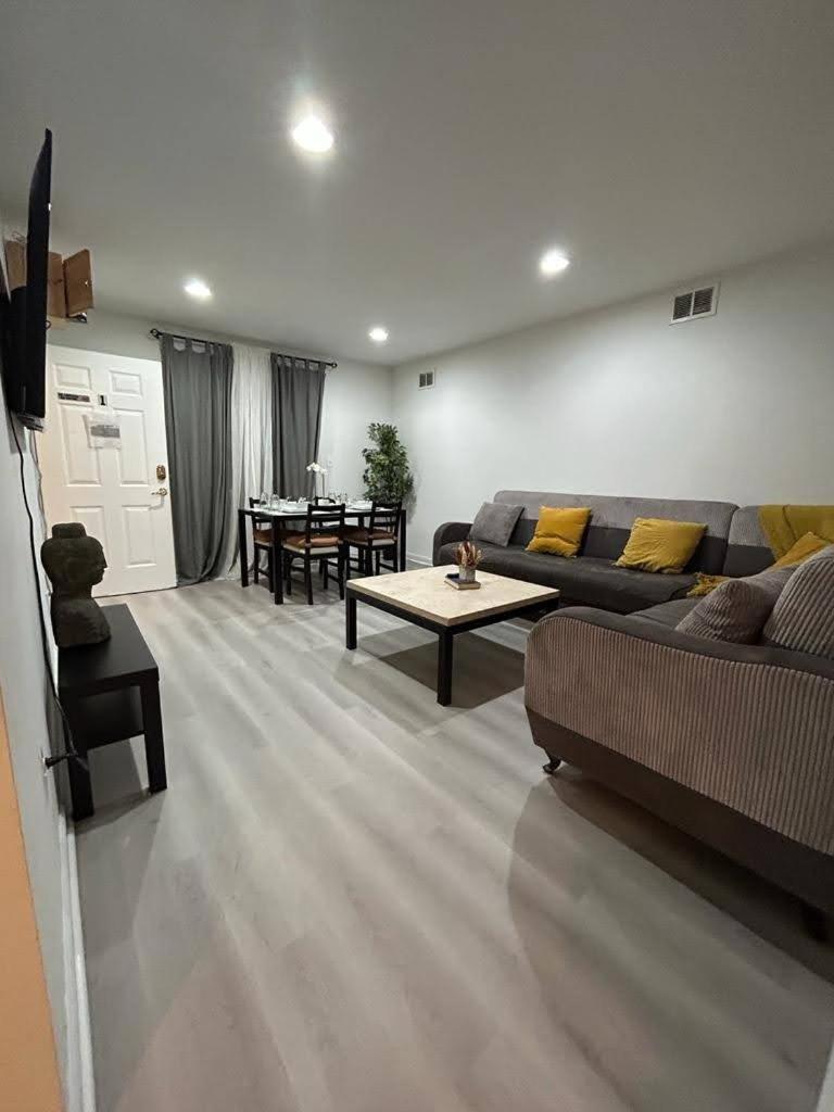 Luxury Apartments 5Queenbed - 20 Min Away Manhattan Jersey City Bagian luar foto
