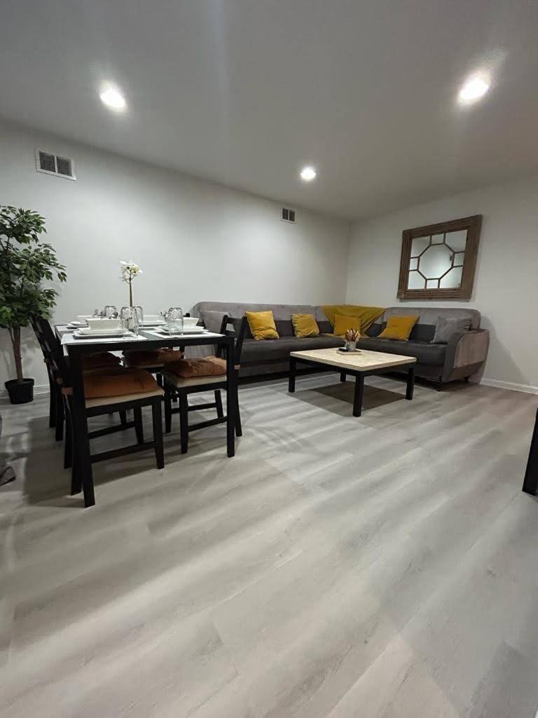 Luxury Apartments 5Queenbed - 20 Min Away Manhattan Jersey City Bagian luar foto